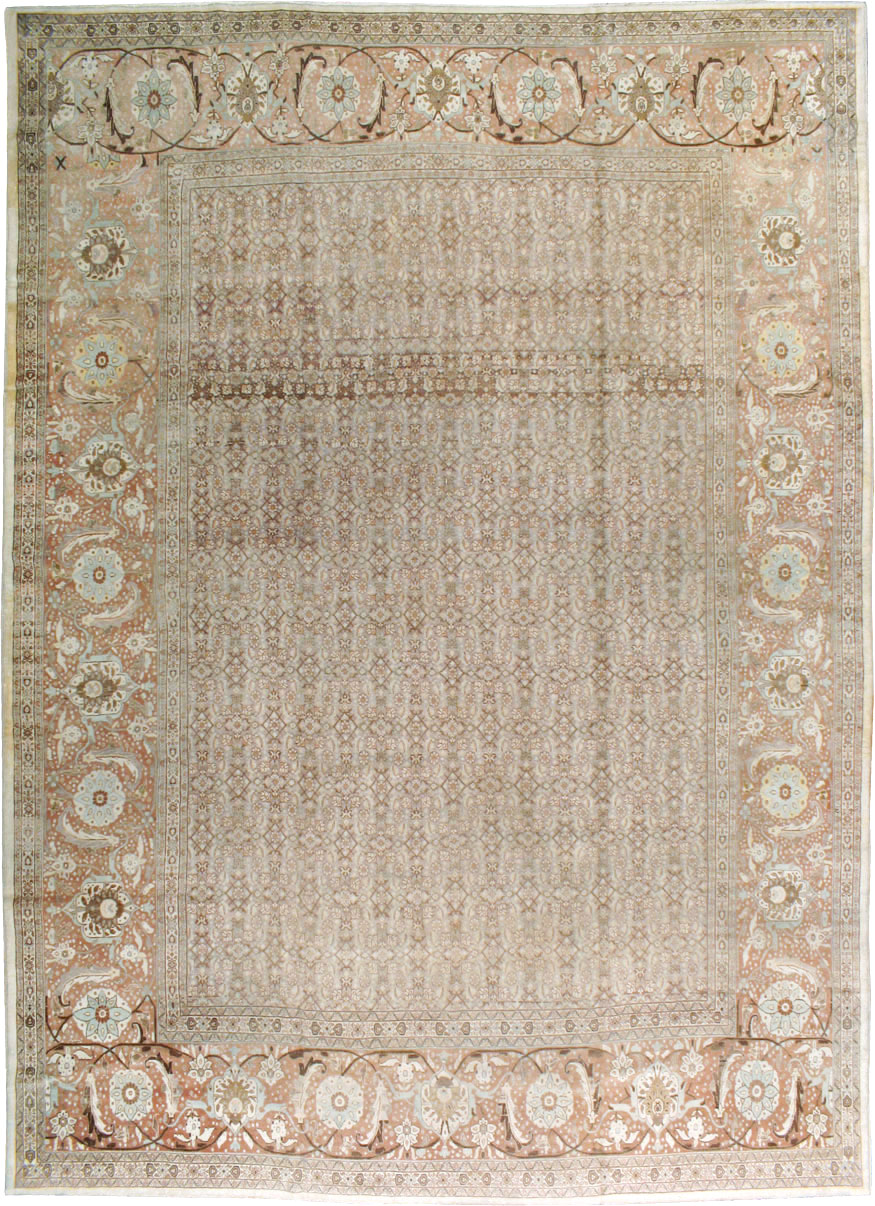 Antique Tabriz Persian Carpet, No.20356 - Galerie Shabab
