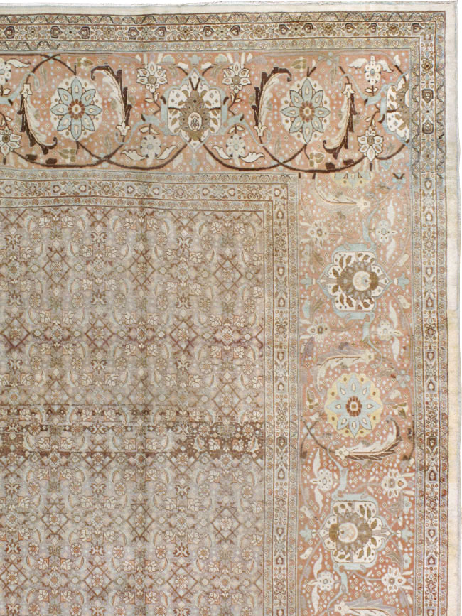 Antique Tabriz Persian Carpet, No.20356 - Galerie Shabab