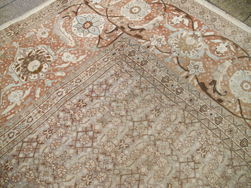 Antique Tabriz Persian Carpet, No.20356 - Galerie Shabab