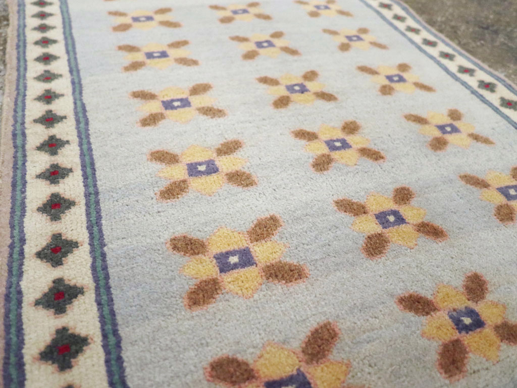 Vintage Persian Kashan Modernist Rug, No.20368 - Galerie Shabab