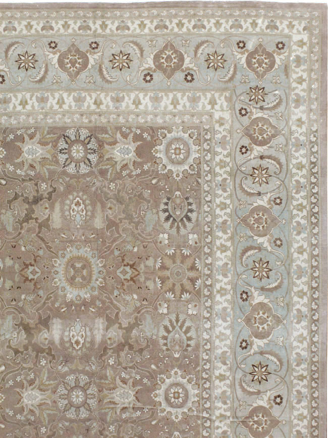 Antique Persian Tabriz Carpet, No.20376 - Galerie Shabab