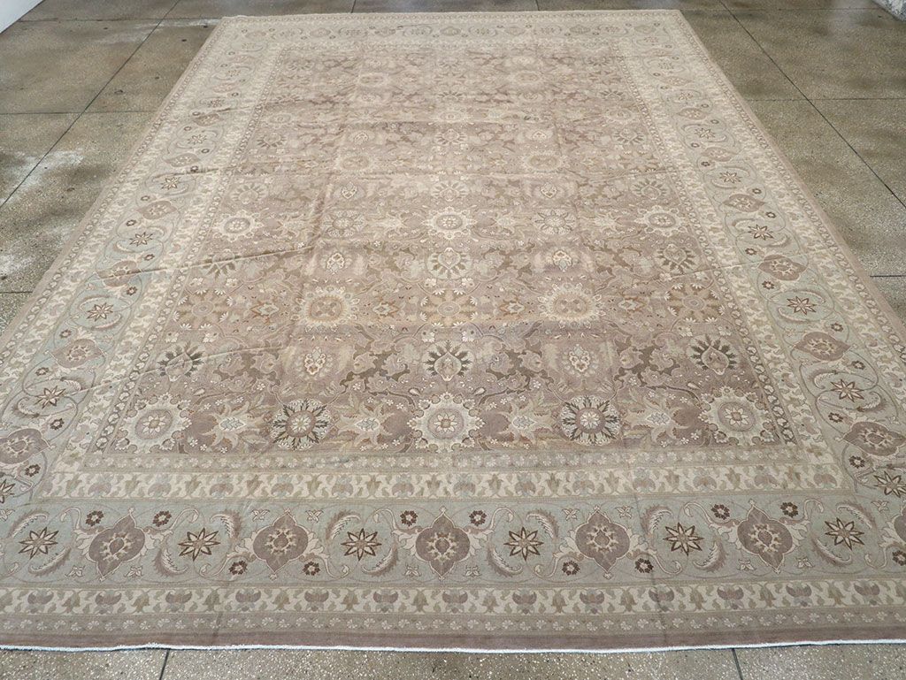 Antique Persian Tabriz Carpet, No.20376 - Galerie Shabab