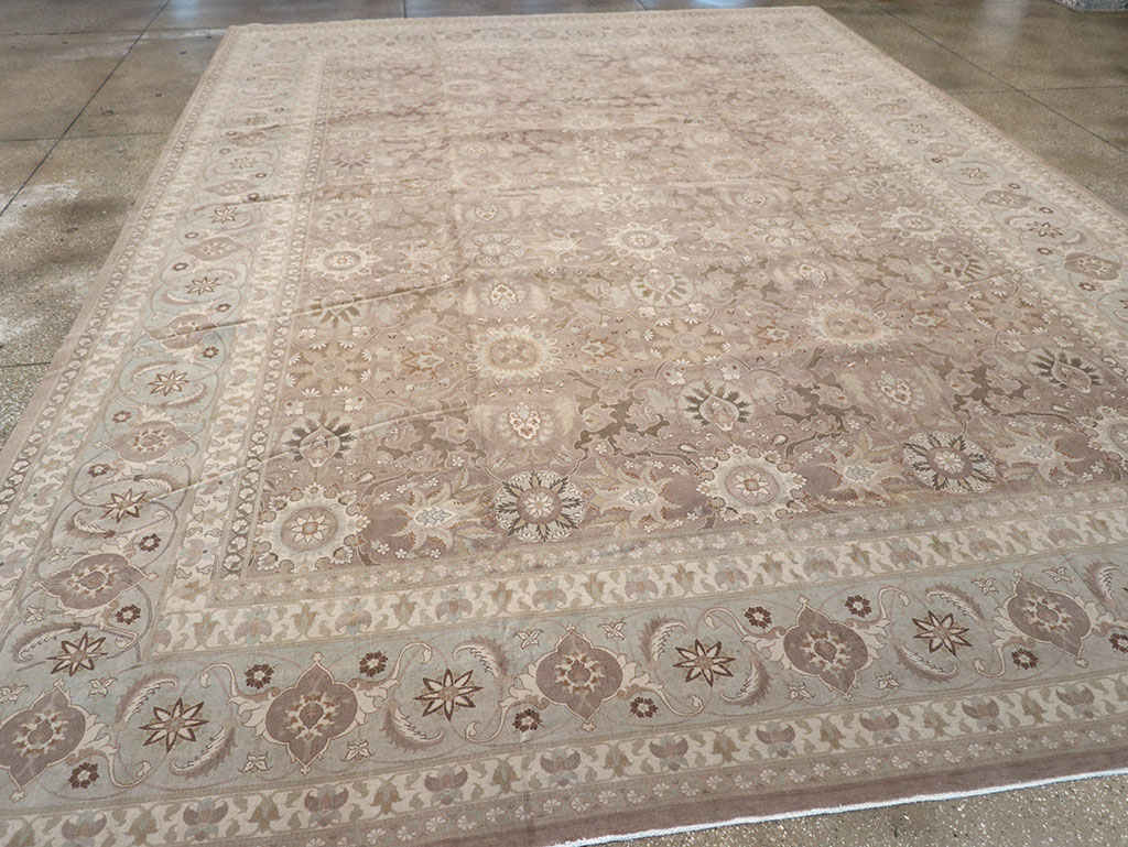 Antique Persian Tabriz Carpet, No.20376 - Galerie Shabab
