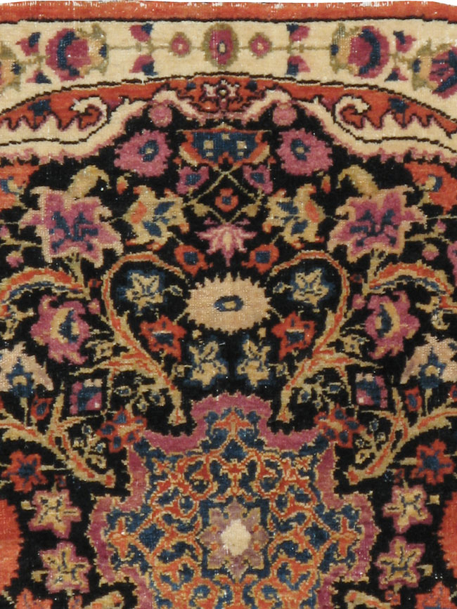 Antique Persian Tabriz Round Rug, No.20380 - Galerie Shabab