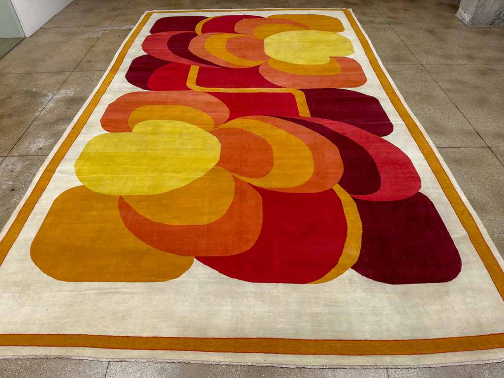 Vintage French Art Deco Oversize Carpet, No.20405 - Galerie Shabab
