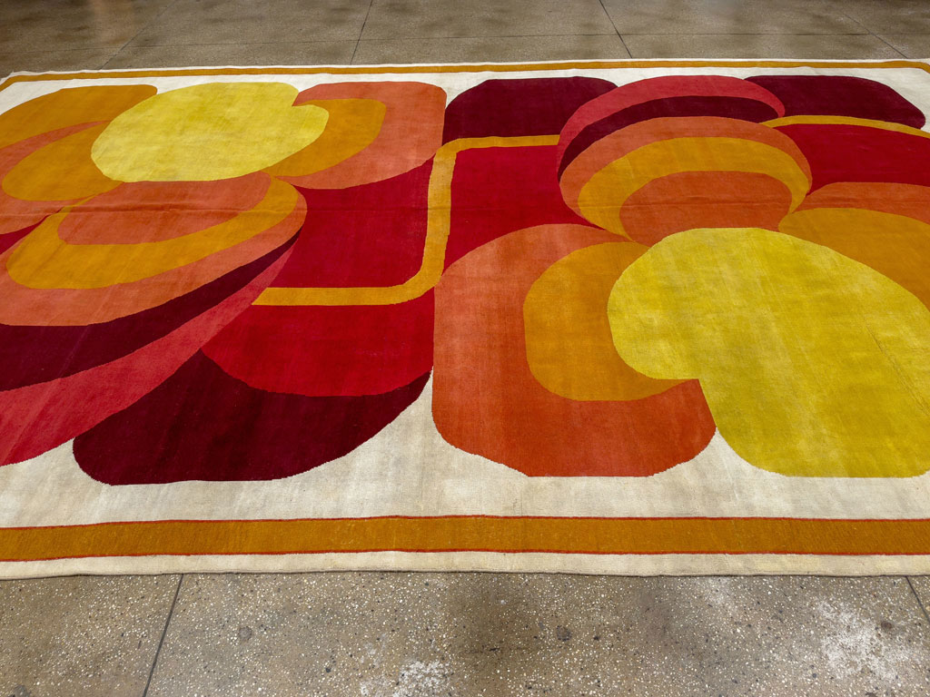 Vintage French Art Deco Oversize Carpet, No.20405 - Galerie Shabab
