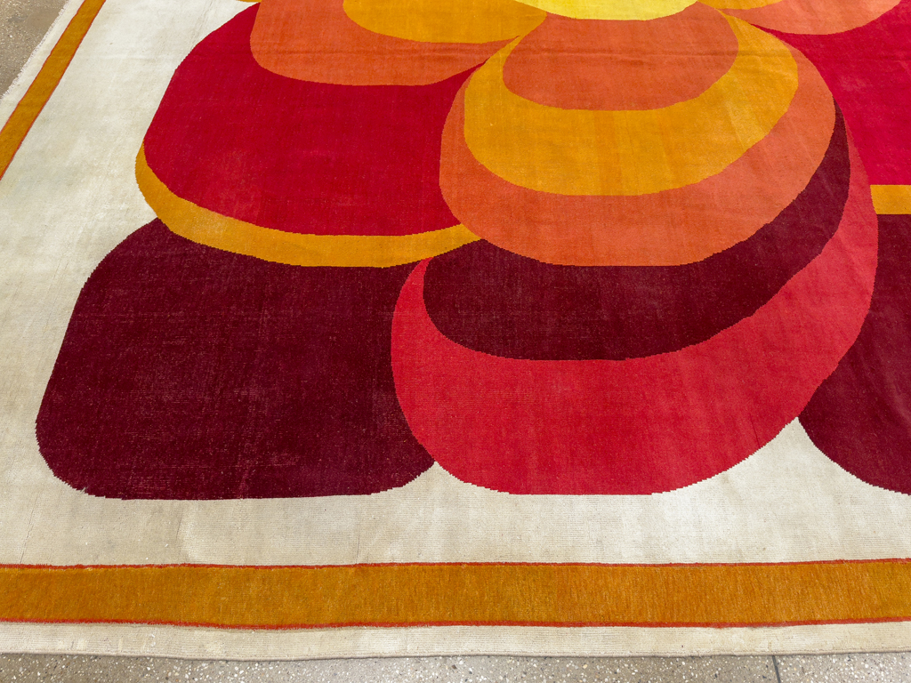 Vintage French Art Deco Oversize Carpet, No.20405 - Galerie Shabab