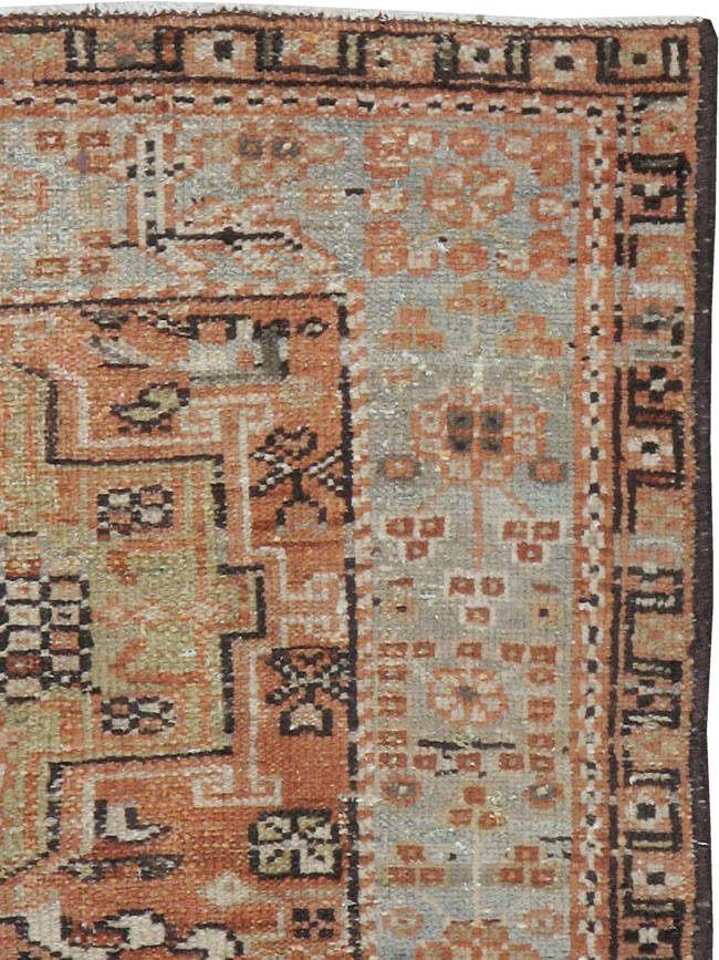 Vintage Persian Karajeh Rug, No.20408 - Galerie Shabab