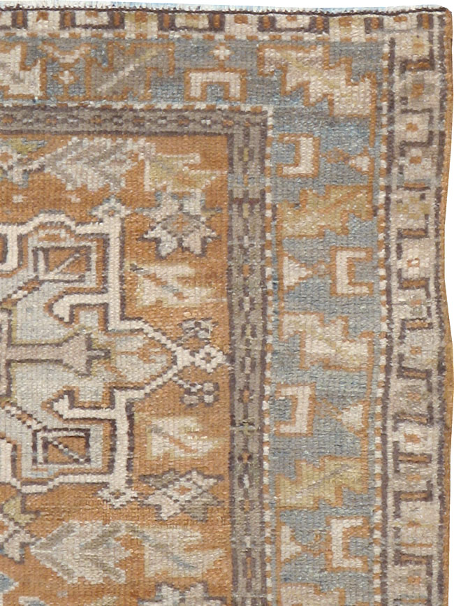 Vintage Persian Karajeh Rug, No.20409 - Galerie Shabab