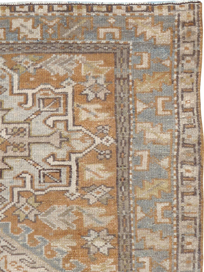 Vintage Persian Karajeh Rug, No.20409 - Galerie Shabab