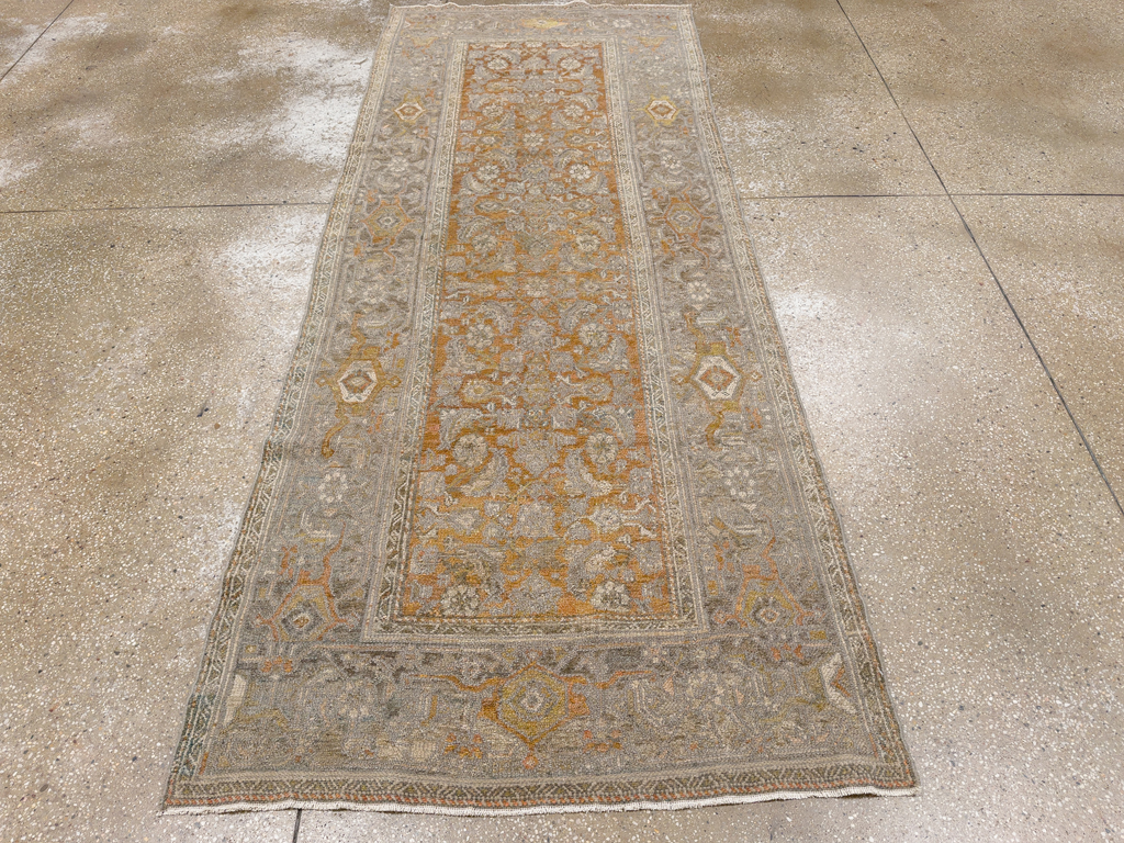 Antique Persian Kurdish Small Gallery Rug, No.20420 - Galerie Shabab