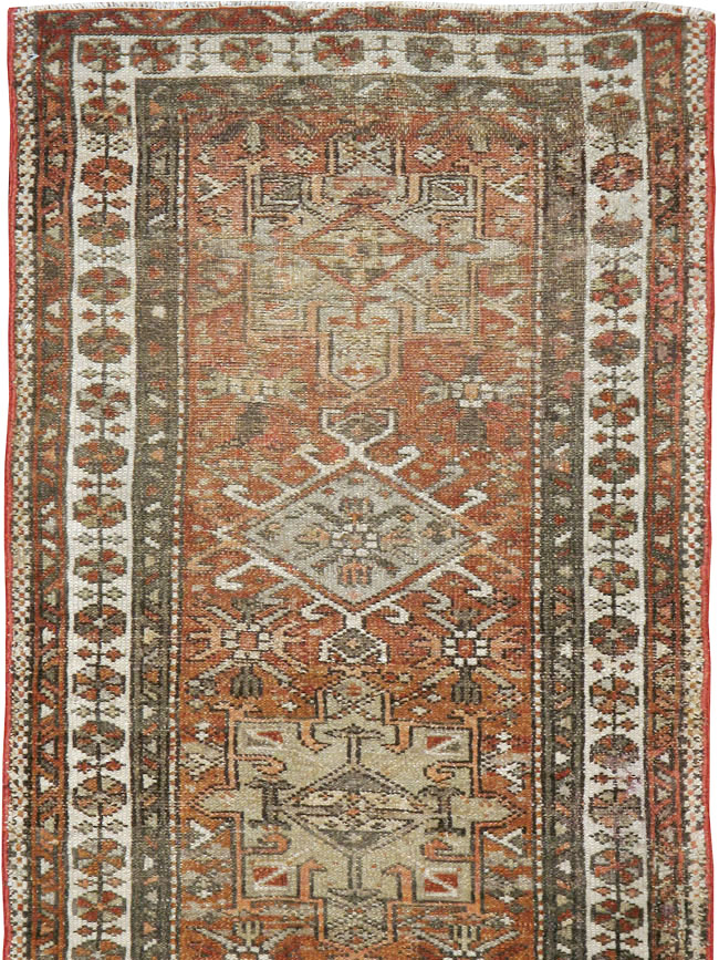 Vintage Persian Karajeh Runner, No.20422 - Galerie Shabab