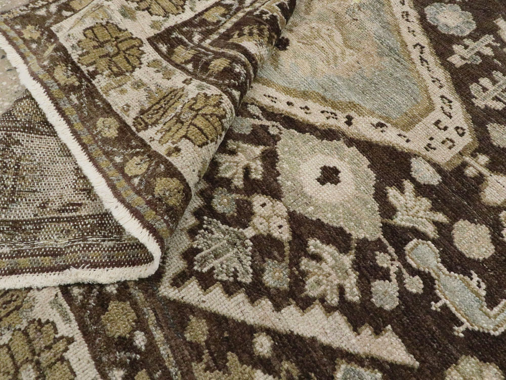 Antique Persian Kurdish Rug, No.20424 - Galerie Shabab