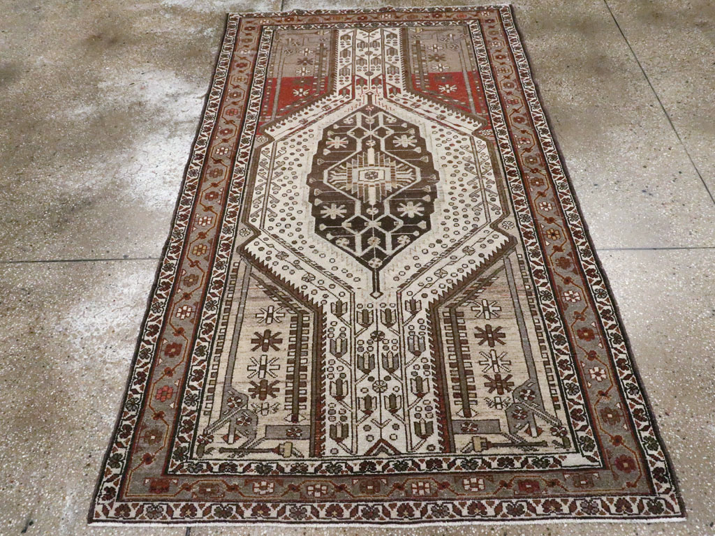 Vintage Persian Malayer Rug, No.20433 - Galerie Shabab
