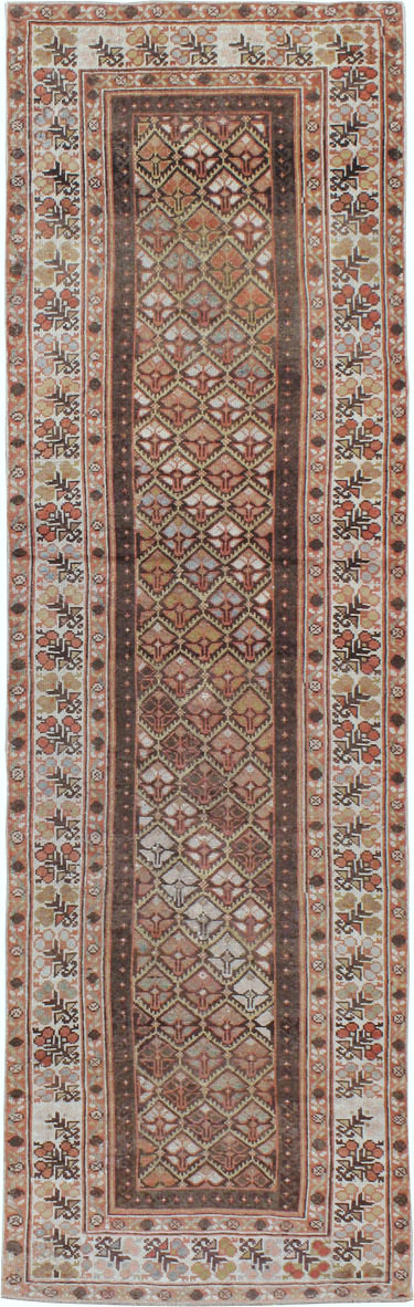 Vintage Persian Kurdish Runner, No.20435 - Galerie Shabab