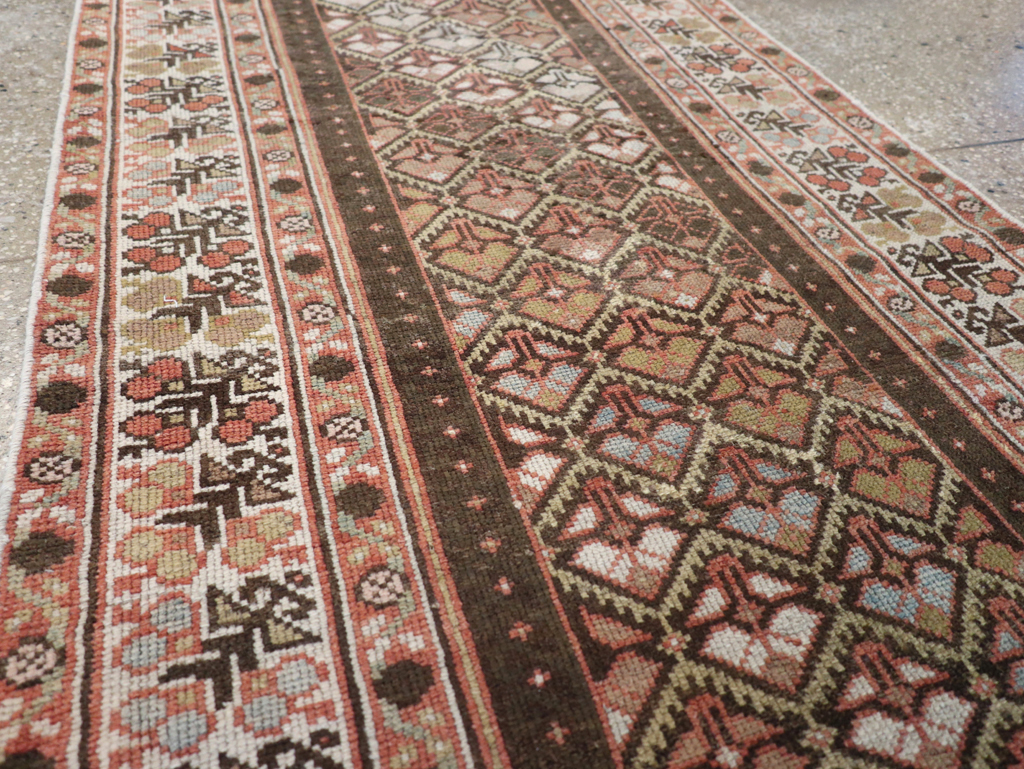 Vintage Persian Kurdish Runner, No.20435 - Galerie Shabab