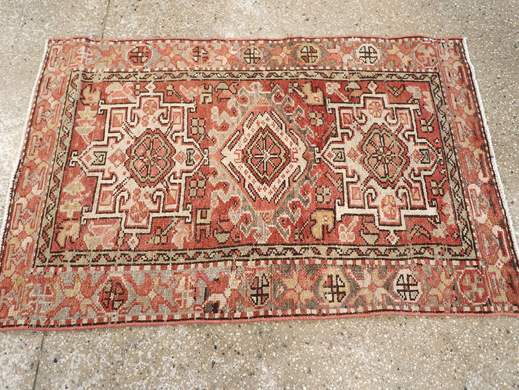 Vintage Persian Karajeh Rug, No.20436 - Galerie Shabab