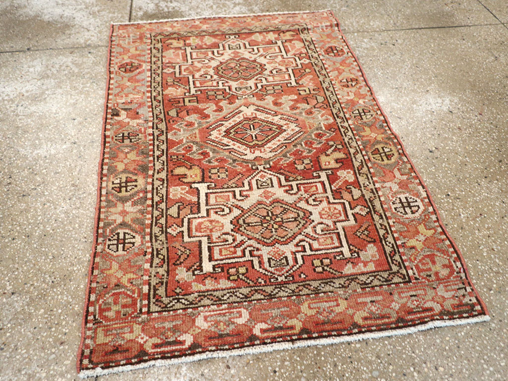Vintage Persian Karajeh Rug, No.20436 - Galerie Shabab