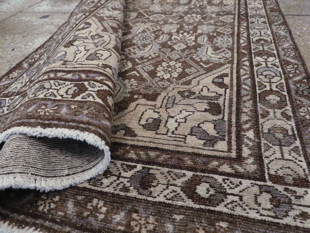 Vintage Persian Malayer Runner, No.20443 - Galerie Shabab