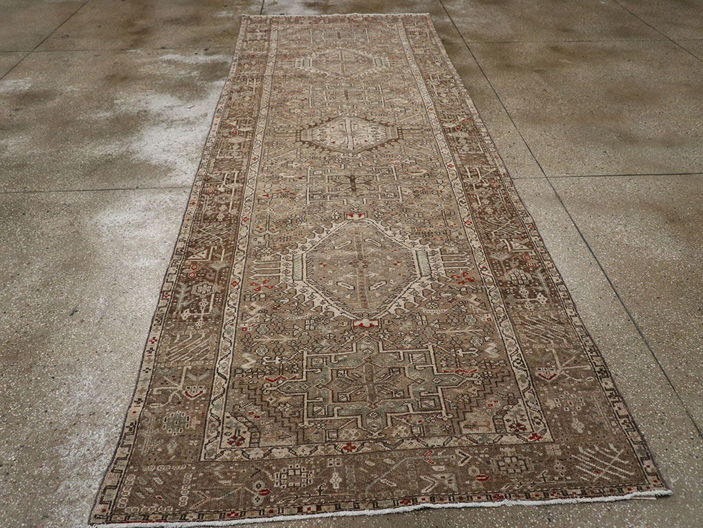 Vintage Persian Karajeh Runner, No.20450 - Galerie Shabab