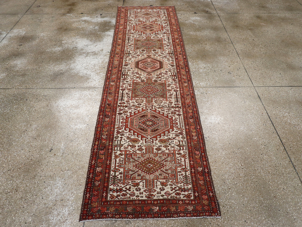 Vintage Persian Karajeh Runner, No.20451 - Galerie Shabab