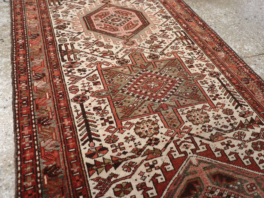 Vintage Persian Karajeh Runner, No.20451 - Galerie Shabab