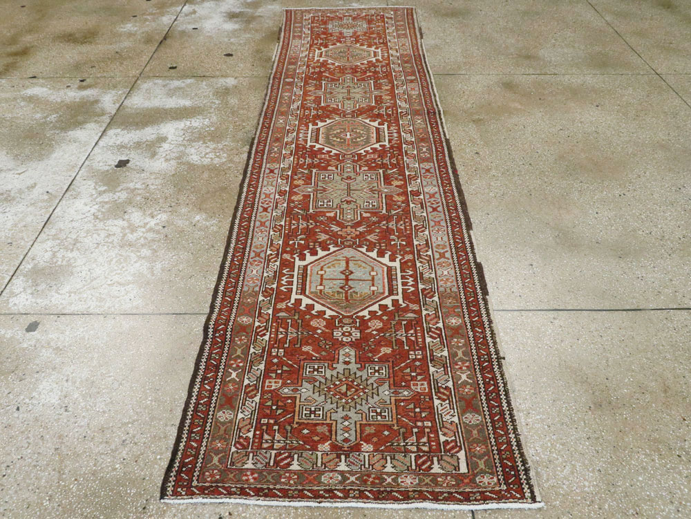 Vintage Persian Karajeh Runner, No.20454 - Galerie Shabab