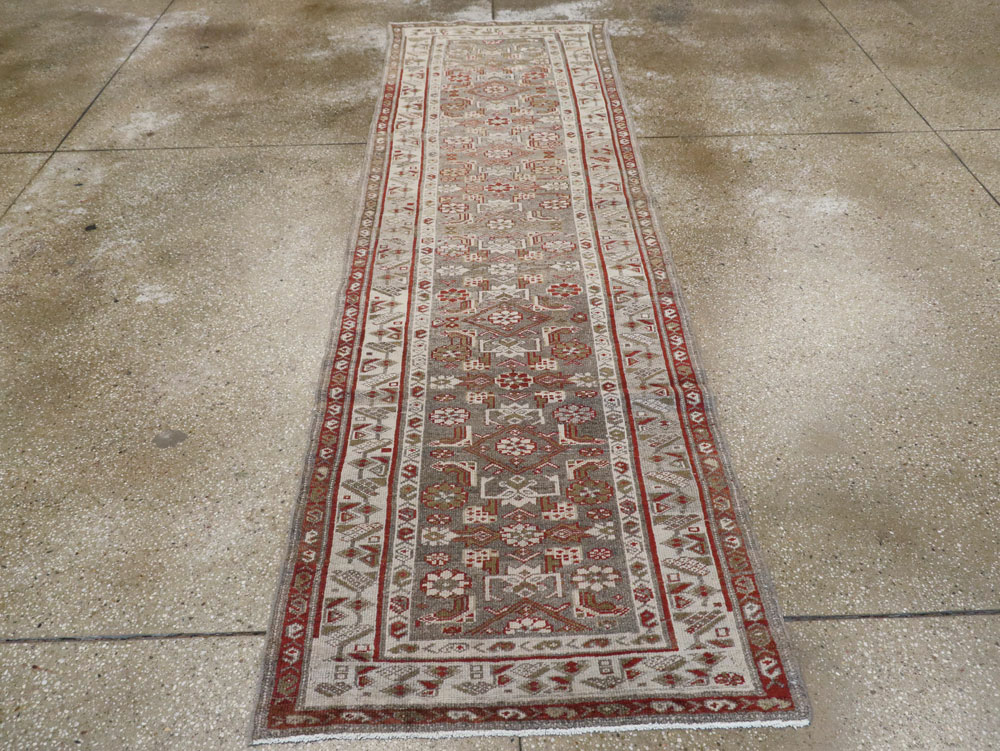 Vintage Persian Malayer Runner, No.20455 - Galerie Shabab