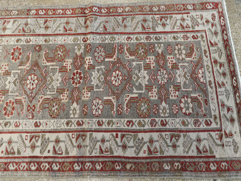 Vintage Persian Malayer Runner, No.20455 - Galerie Shabab