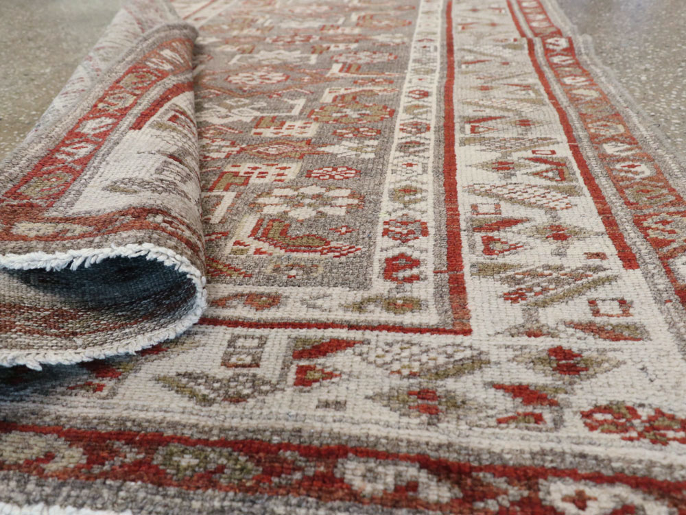Vintage Persian Malayer Runner, No.20455 - Galerie Shabab