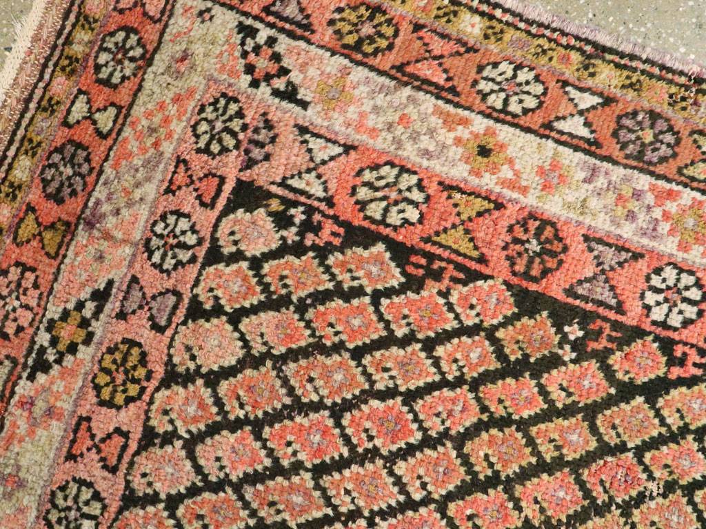 Antique Persian Malayer Rug, No.20465 - Galerie Shabab