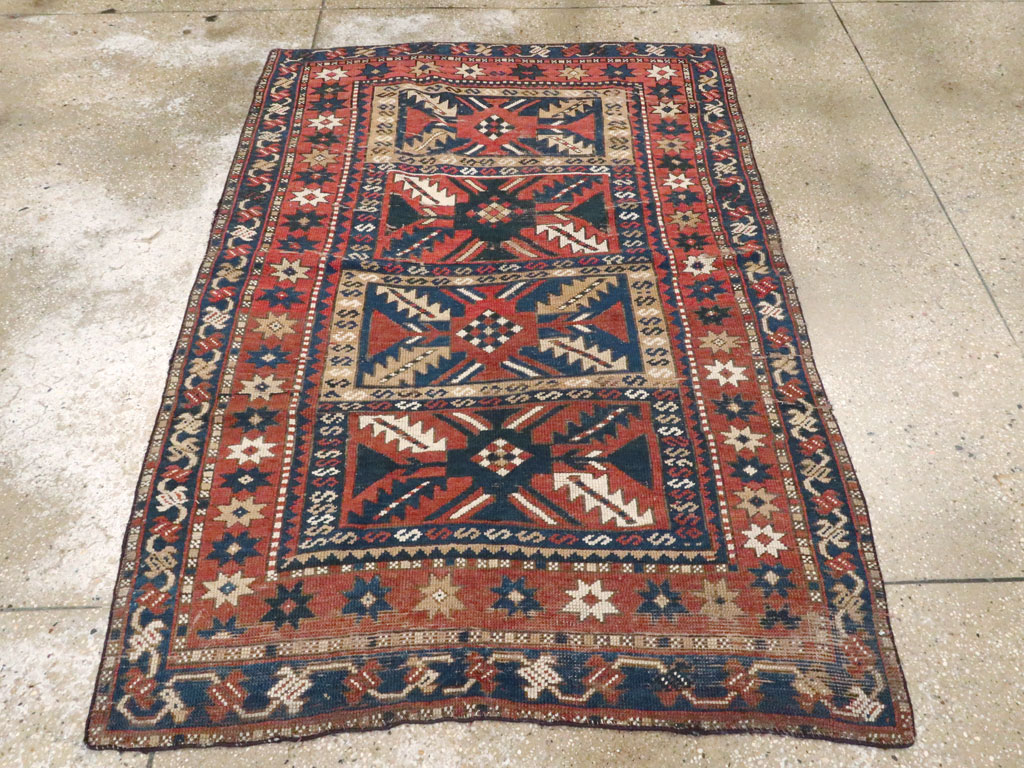 Antique Caucasian Kazak Rug, No.20467 - Galerie Shabab