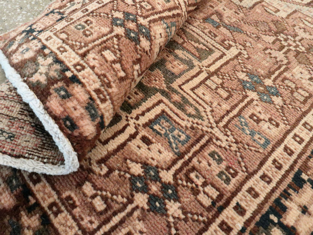 Vintage Persian Karajeh Runner, No.20468 - Galerie Shabab