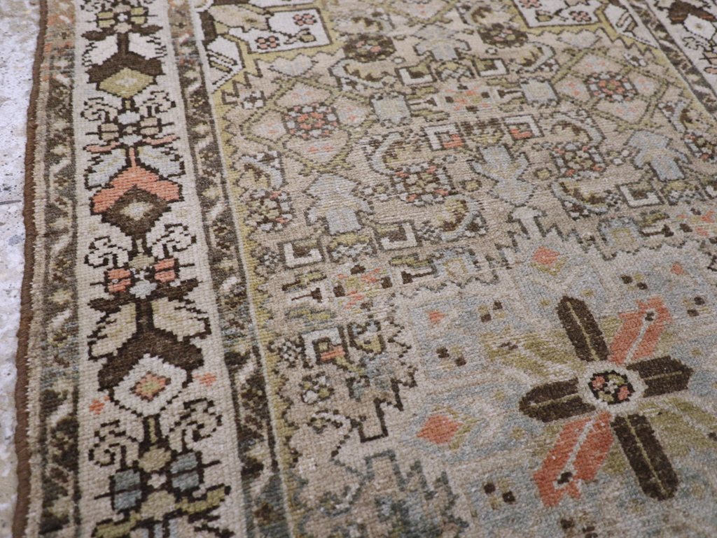 Antique Persian Malayer Throw Rug, No.20469 - Galerie Shabab