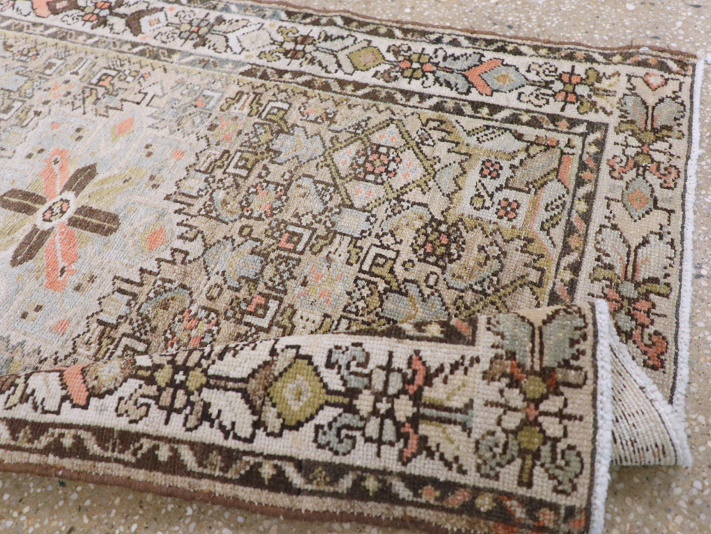 Antique Persian Malayer Throw Rug, No.20469 - Galerie Shabab
