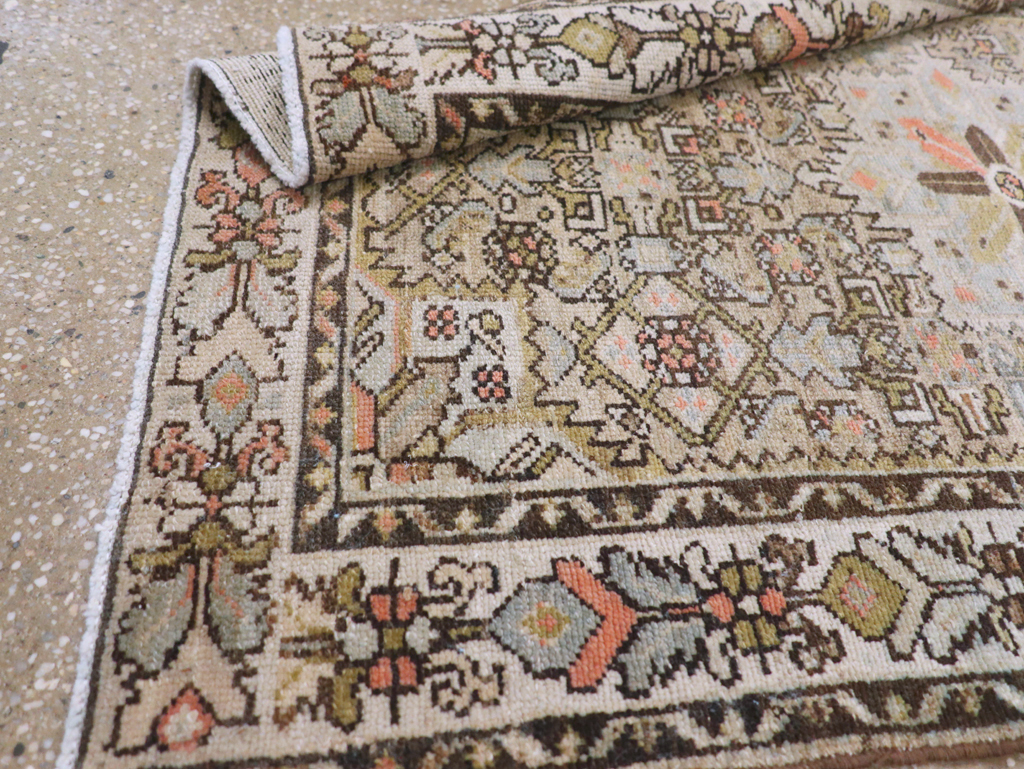 Antique Persian Malayer Throw Rug, No.20469 - Galerie Shabab