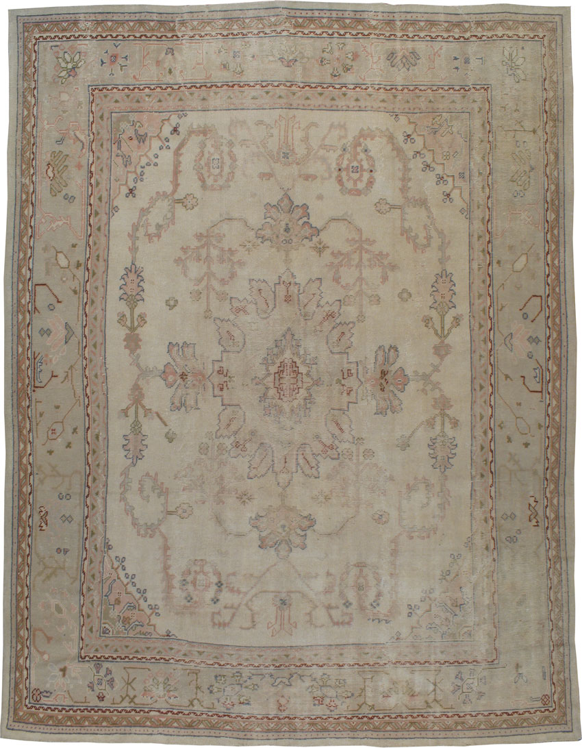 Antique Turkish Oushak Carpet, No.20473 - Galerie Shabab