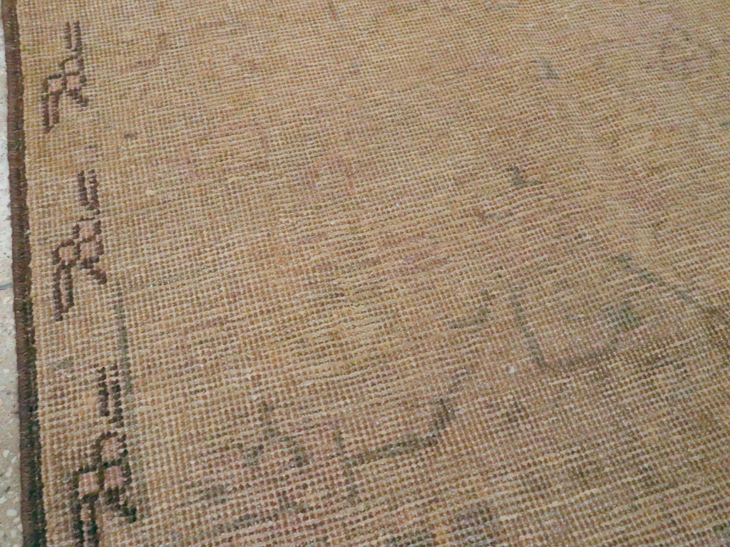 Vintage East Turkestan Khotan Square Carpet, No.20481 - Galerie Shabab