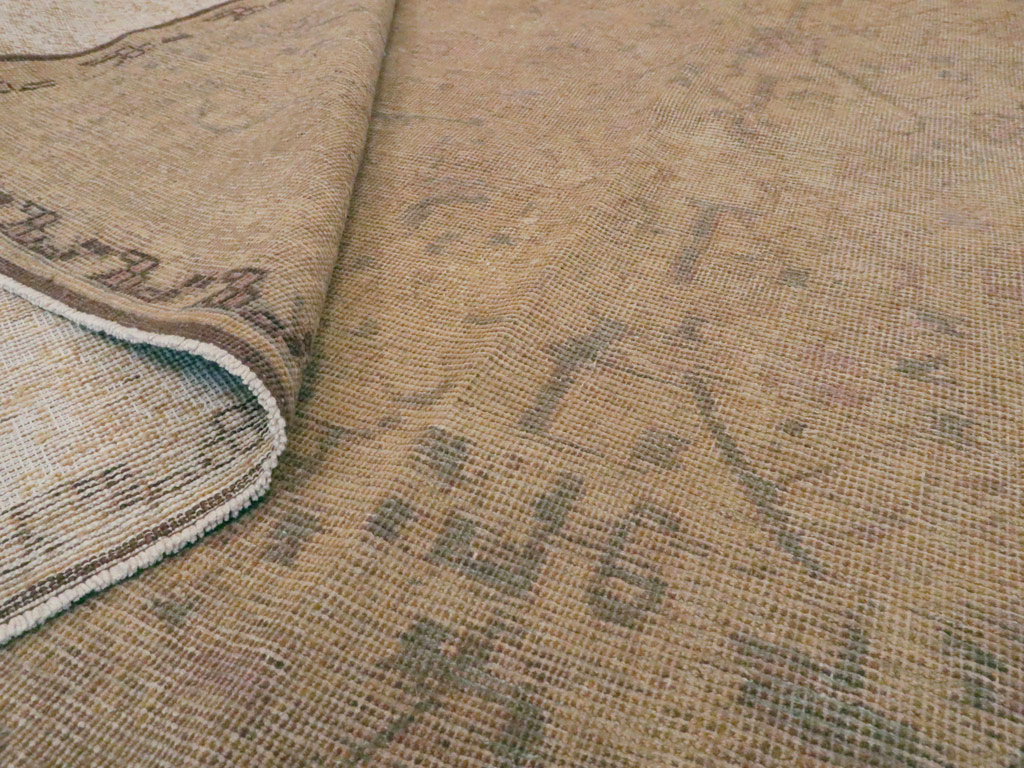 Vintage East Turkestan Khotan Square Carpet, No.20481 - Galerie Shabab