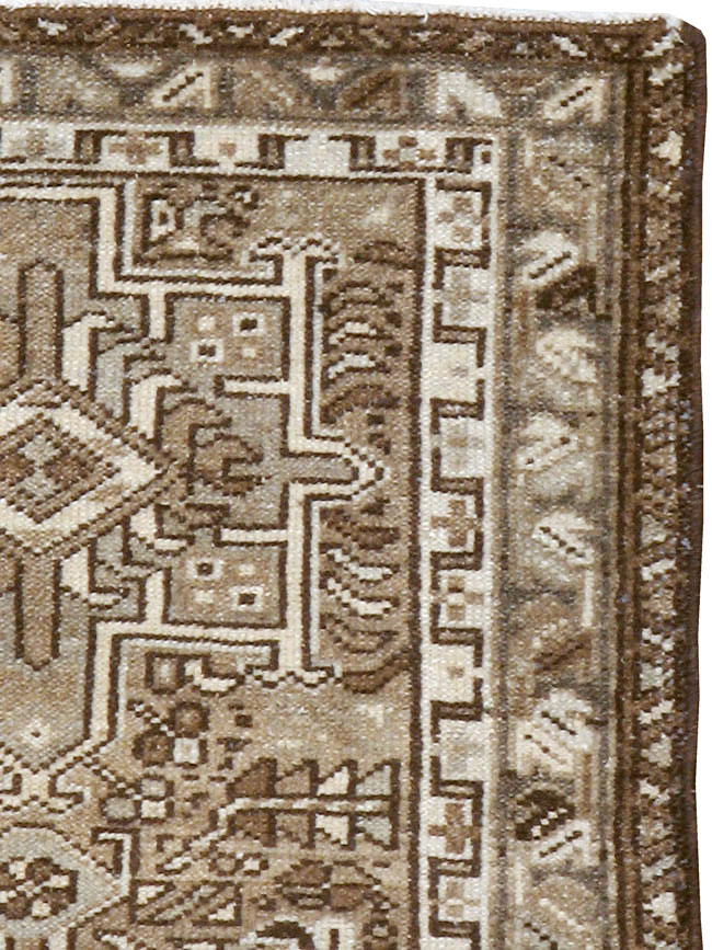 Vintage Persian Karajeh Rug, No.20497 - Galerie Shabab