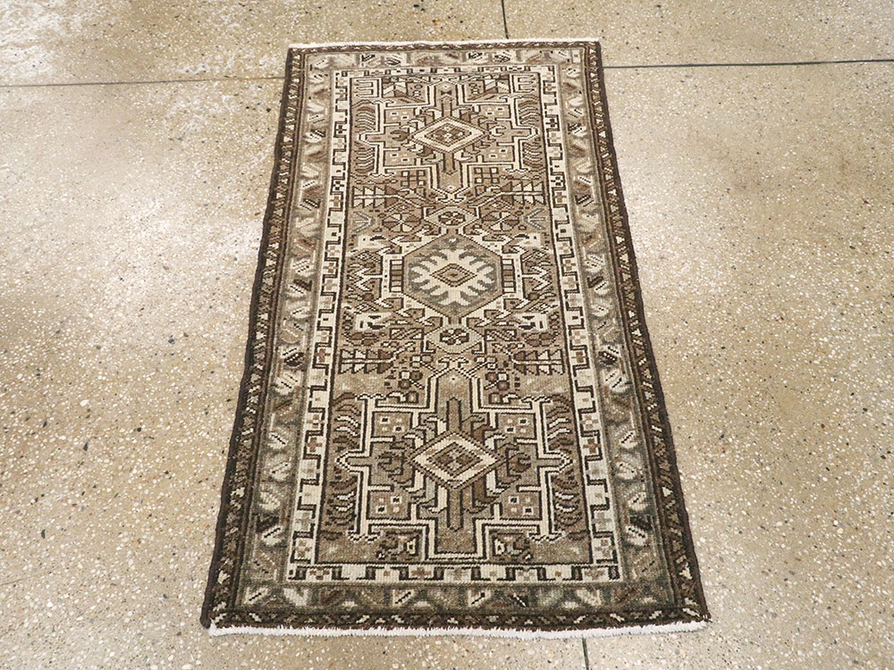 Vintage Persian Karajeh Rug, No.20497 - Galerie Shabab