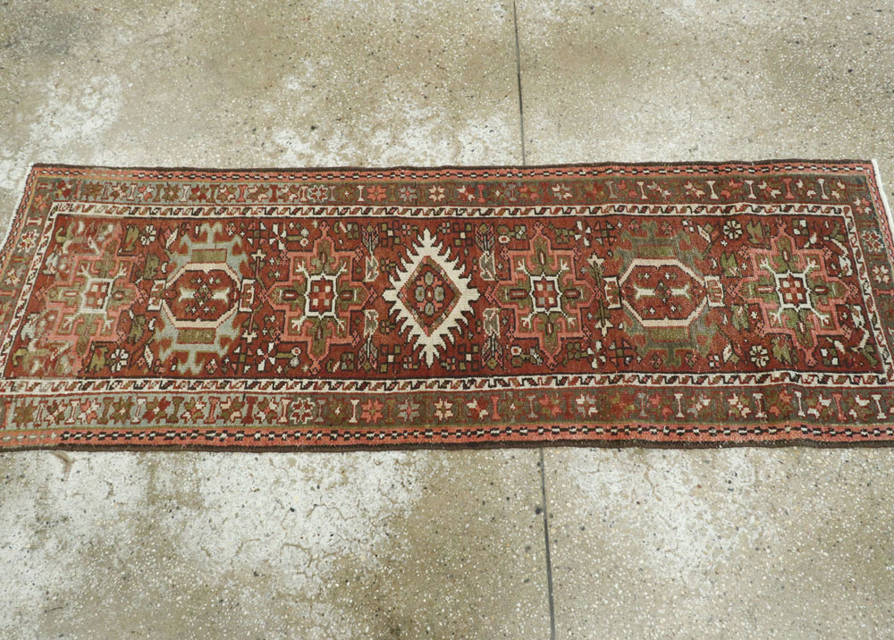 Vintage Persian Karajeh Runner, No.20499 - Galerie Shabab