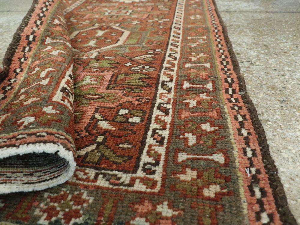 Vintage Persian Karajeh Runner, No.20499 - Galerie Shabab