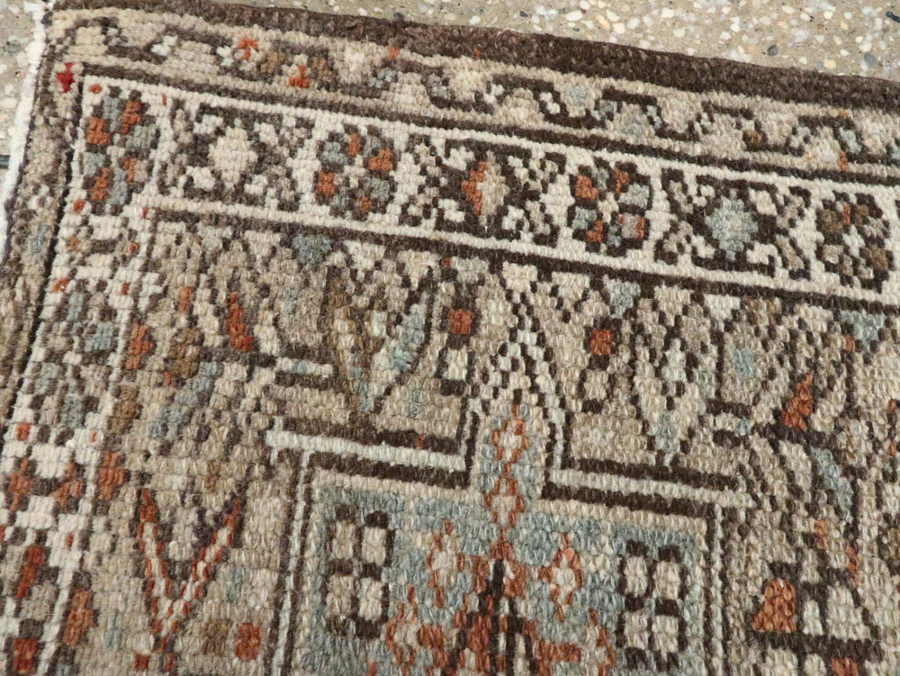 Vintage Persian Karajeh Rug, No.20501 - Galerie Shabab