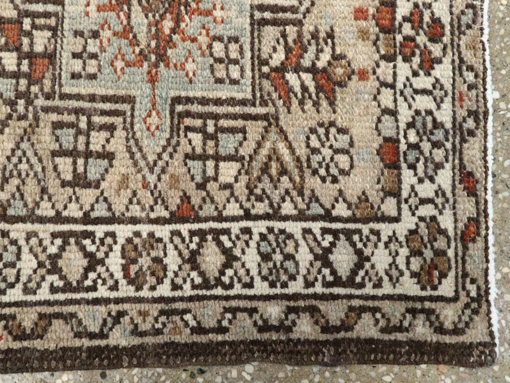 Vintage Persian Karajeh Rug, No.20501 - Galerie Shabab