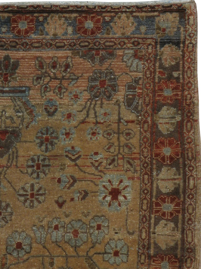 Antique Sarouk Rug, No.20507 - Galerie Shabab