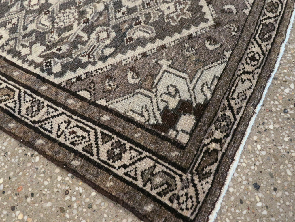 Vintage Persian Malayer Throw Rug, No.20513 - Galerie Shabab