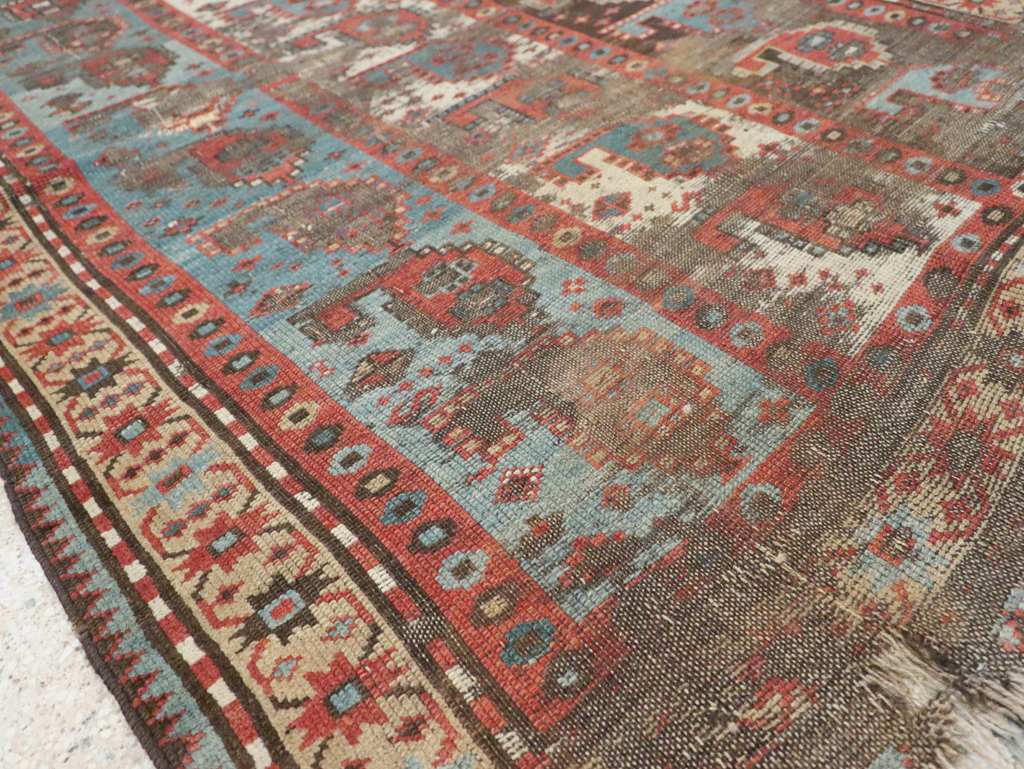 Antique Caucasian Kazak Distressed Rug, No.20515 - Galerie Shabab