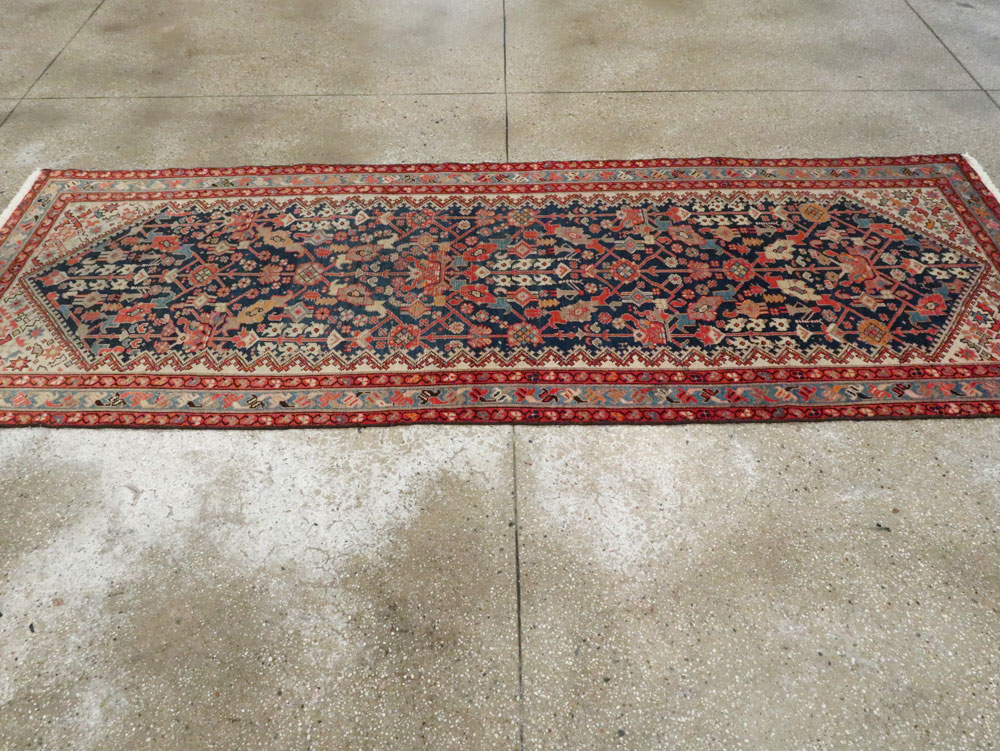 Antique Persian Malayer Runner, No.20519 - Galerie Shabab
