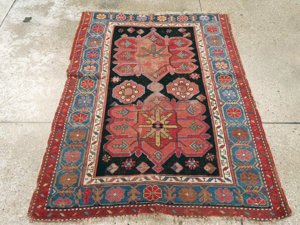 Antique Caucasian Kazak Distressed Rug, No.20526 - Galerie Shabab